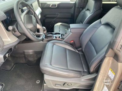 2026 Ford Bronco — photo 12 view