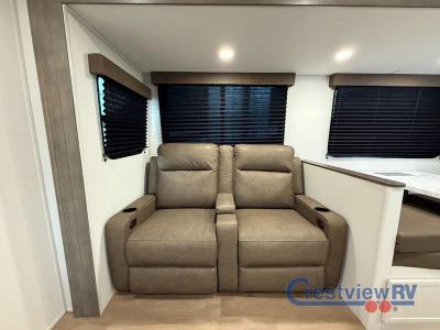 2026 Grand Design Transcend - Photo 9