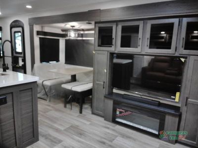 2026 Venture RV SportTrek Touring Edition — photo 33 view
