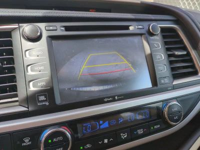 2015 Toyota Highlander — photo 26 view