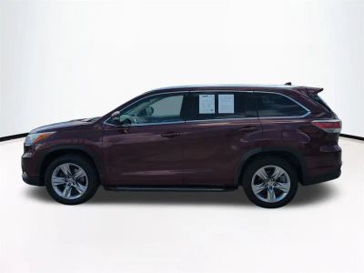 2015 Toyota Highlander — photo 8 view