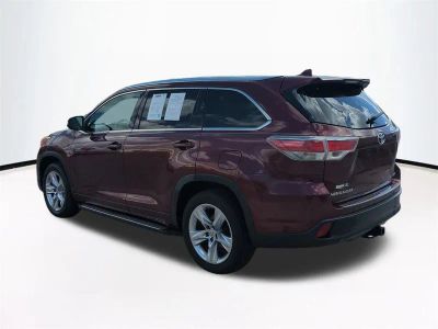 2015 Toyota Highlander — photo 7 view