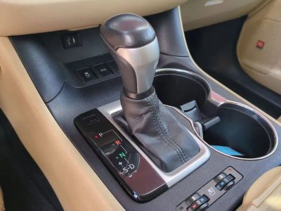 2015 Toyota Highlander — photo 22 view