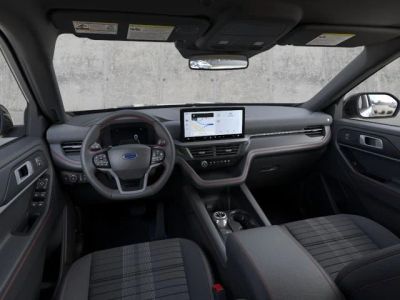 2026 Ford Explorer — photo 9 view