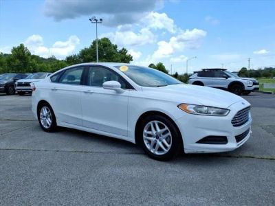 2016 Ford Fusion — rear three-quarter view