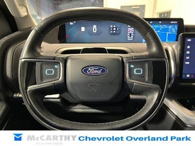 2025 Ford Expedition — photo 12 view