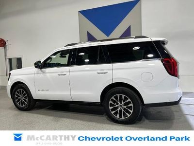 2025 Ford Expedition — photo 7 view