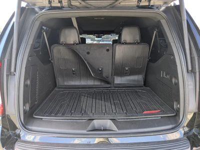 2023 GMC Yukon XL — photo 11 view