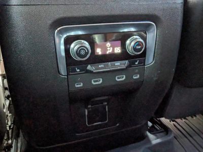 2023 GMC Yukon XL — photo 16 view