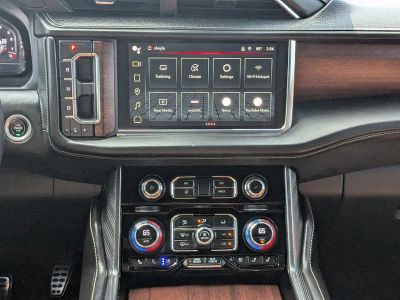 2023 GMC Yukon XL — photo 20 view
