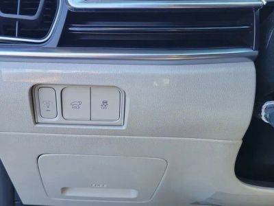 2026 Kia Sorento Hybrid — photo 9 view