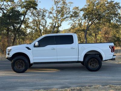 2017 Ford F-150 — photo 9 view