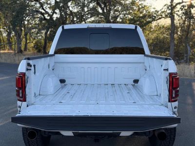2017 Ford F-150 — photo 16 view