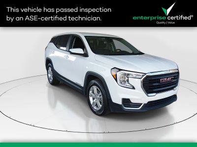2024 GMC Terrain FWD 4dr SLE — front three-quarter view