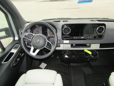 2021 Airstream ATLAS - Photo 2