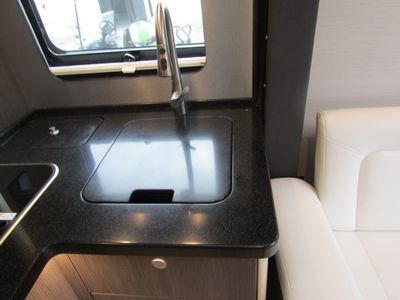 2021 Airstream ATLAS - Photo 11