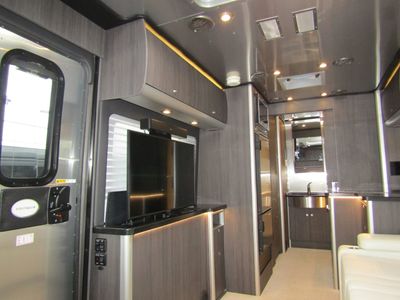 2021 Airstream ATLAS - Photo 14