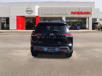 2026 Nissan Pathfinder - Photo 4