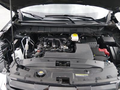 2025 Nissan Pathfinder — photo 9 view