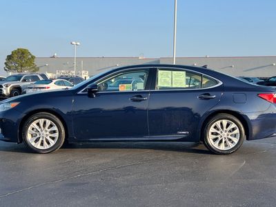 2014 Lexus ES 300h - Photo 9