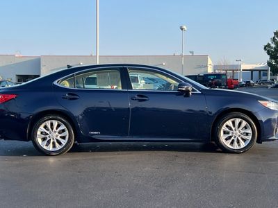 2014 Lexus ES 300h - Photo 6