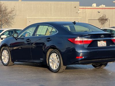 2014 Lexus ES 300h - Photo 7