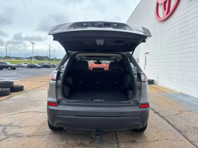 2020 Jeep Cherokee - Photo 32
