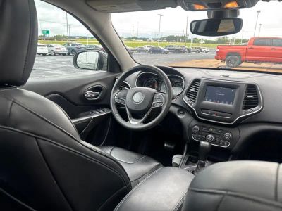2020 Jeep Cherokee - Photo 31