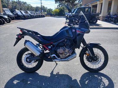 2025 Honda Africa Twin - Photo 10