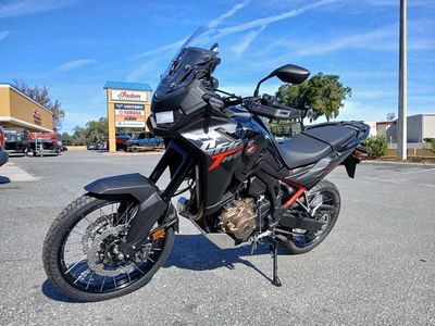 2025 Honda Africa Twin - Photo 4