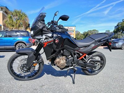 2025 Honda Africa Twin - Photo 12
