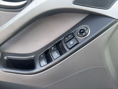 2016 Hyundai Elantra - Photo 17