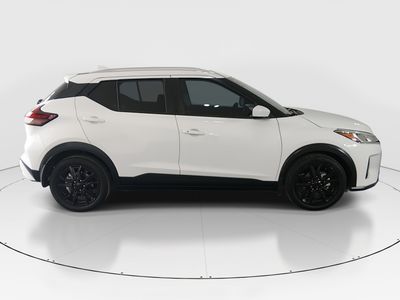 2024 Nissan Kicks — photo 8 view