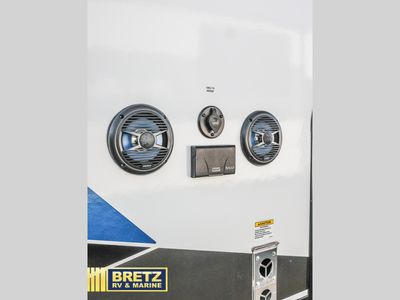 2024 Forest River RV Cherokee Alpha Wolf - Photo 9
