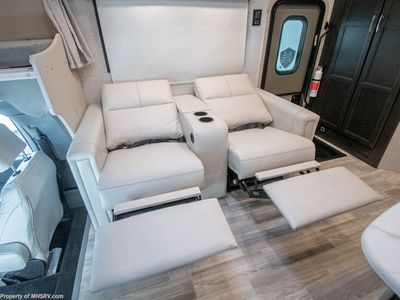 2026 Thor Motor Coach Omni Trail - Photo 10