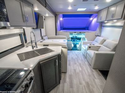2026 Thor Motor Coach Omni Trail - Photo 2