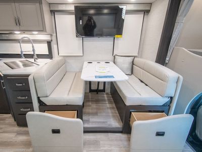 2026 Thor Motor Coach Omni Trail - Photo 16