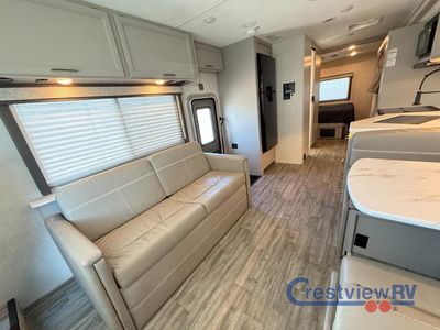 2024 Thor Motor Coach Resonate - Photo 7