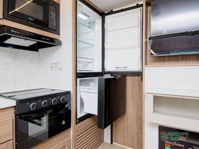 2025 Coachmen RV Freedom Express - Photo 24