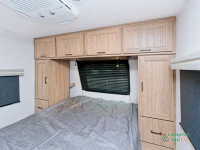 2025 Coachmen RV Freedom Express - Photo 14
