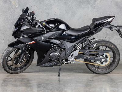 2018 Suzuki GSX250R - Photo 2