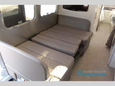 2026 Airstream Globetrotter - Photo 15
