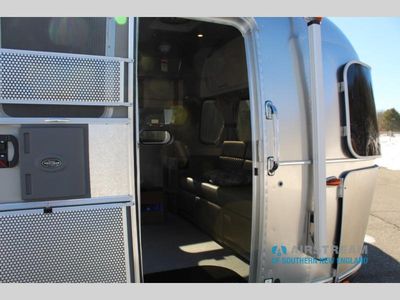2026 Airstream Globetrotter - Photo 7