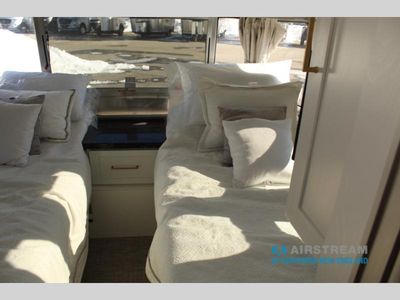 2026 Airstream Globetrotter - Photo 28