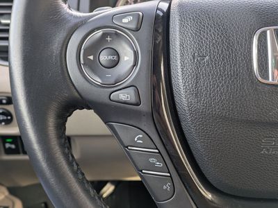 2017 Honda Pilot - Photo 15