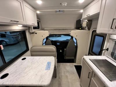 2026 Thor Motor Coach CHATEAU - Photo 3