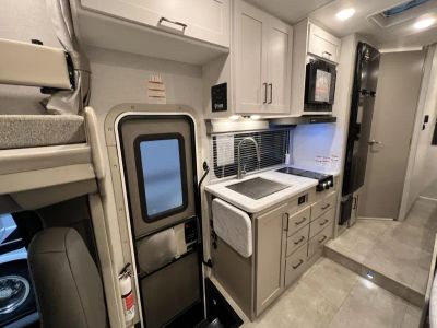 2026 Thor Motor Coach CHATEAU - Photo 5