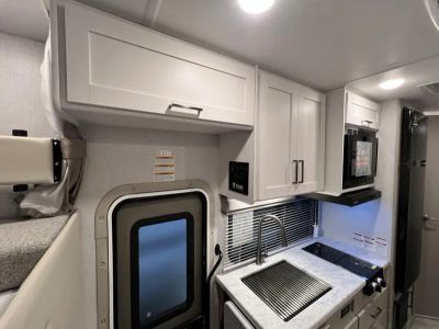 2026 Thor Motor Coach CHATEAU - Photo 11