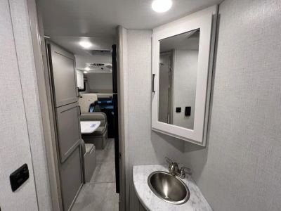 2026 Thor Motor Coach CHATEAU - Photo 21