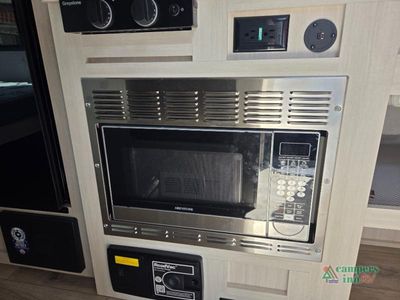 2025 Forest River RV R Pod - Photo 15